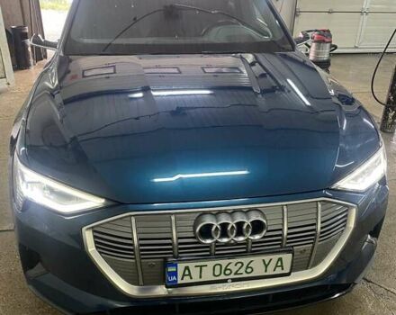 Синий Ауди E-Tron, объемом двигателя 0 л и пробегом 87 тыс. км за 28500 $, фото 1 на Automoto.ua