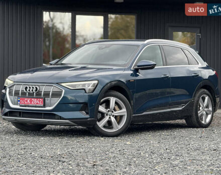 Синий Ауди E-Tron, объемом двигателя 0 л и пробегом 169 тыс. км за 25900 $, фото 1 на Automoto.ua