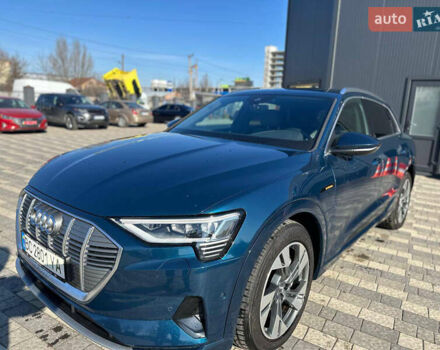 Синий Ауди E-Tron, объемом двигателя 0 л и пробегом 90 тыс. км за 31000 $, фото 1 на Automoto.ua