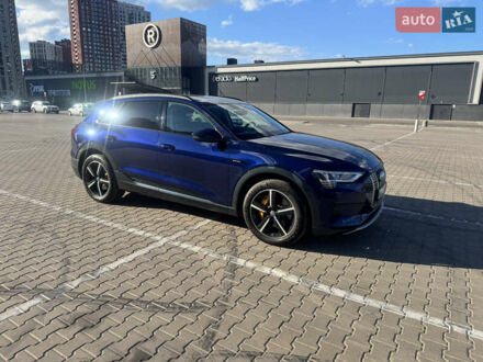 Синий Ауди E-Tron, объемом двигателя 0 л и пробегом 144 тыс. км за 29000 $, фото 1 на Automoto.ua