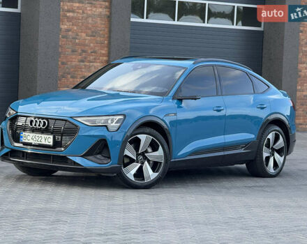 Синій Ауді E-Tron, об'ємом двигуна 0 л та пробігом 49 тис. км за 40500 $, фото 1 на Automoto.ua