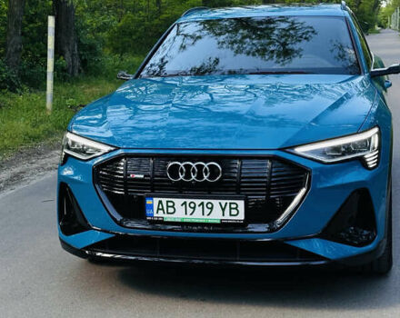 Синий Ауди E-Tron, объемом двигателя 0 л и пробегом 11 тыс. км за 48000 $, фото 1 на Automoto.ua