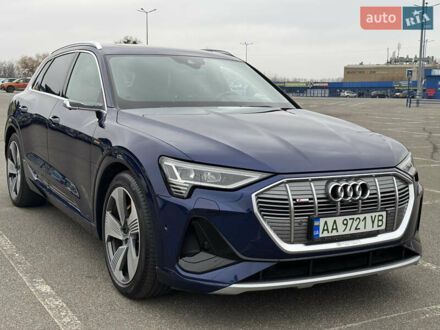 Ауді E-Tron 2020 у Києві на Automoto.ua Синій Ауді E-Tron, об'ємом двигуна 0 л та пробігом 44 тис. км за 34000 $, фото 1 на Automoto.ua