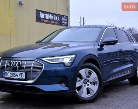 Синий Ауди E-Tron, объемом двигателя 0 л и пробегом 52 тыс. км за 31500 $, фото 1 на Automoto.ua