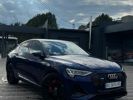 Синій Ауді E-Tron, об'ємом двигуна 0 л та пробігом 65 тис. км за 30500 $, фото 1 на Automoto.ua