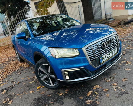 Синій Ауді E-Tron, об'ємом двигуна 0 л та пробігом 15 тис. км за 19900 $, фото 1 на Automoto.ua