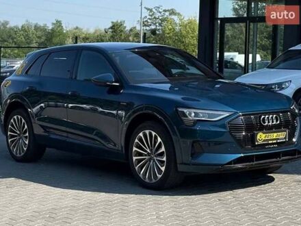 Ауді E-Tron 2021 у Чернівцях на Automoto.ua Синій Ауді E-Tron, об'ємом двигуна 0 л та пробігом 38 тис. км за 39100 $, фото 1 на Automoto.ua