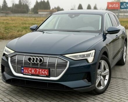 Синий Ауди E-Tron, объемом двигателя 0 л и пробегом 69 тыс. км за 32700 $, фото 1 на Automoto.ua