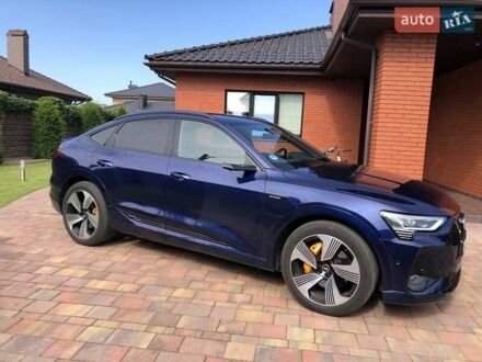 Синій Ауді E-Tron, об'ємом двигуна 0 л та пробігом 59 тис. км за 45800 $, фото 1 на Automoto.ua