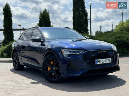 Ауди E-Tron 2022 в Сумах на Automoto.ua Синий Ауди E-Tron, объемом двигателя 0 л и пробегом 34 тыс. км за 37000 $, фото 1 на Automoto.ua