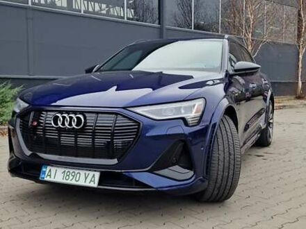 Синій Ауді E-Tron, об'ємом двигуна 0 л та пробігом 32 тис. км за 62000 $, фото 1 на Automoto.ua