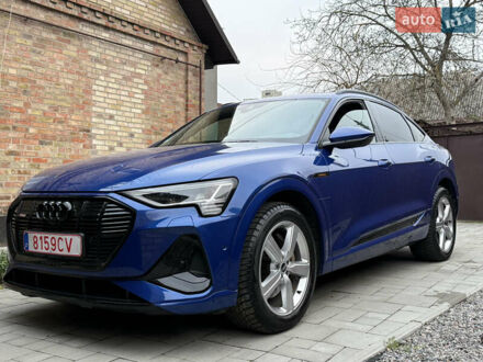 Синій Ауді E-Tron, об'ємом двигуна 0 л та пробігом 38 тис. км за 56900 $, фото 1 на Automoto.ua