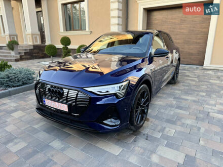 Синій Ауді E-Tron, об'ємом двигуна 0 л та пробігом 51 тис. км за 41900 $, фото 1 на Automoto.ua
