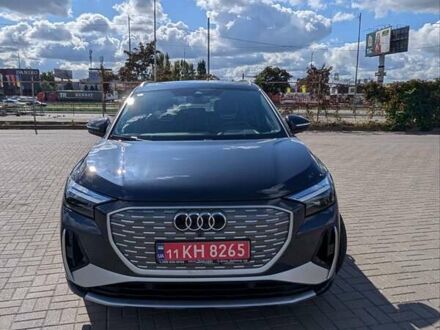 Синий Ауди E-Tron, объемом двигателя 0 л и пробегом 10 тыс. км за 30500 $, фото 1 на Automoto.ua