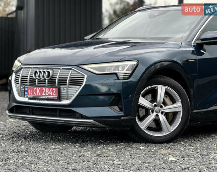 Зеленый Ауди E-Tron, объемом двигателя 0 л и пробегом 169 тыс. км за 25900 $, фото 2 на Automoto.ua