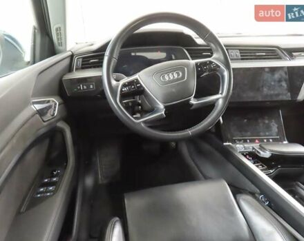 Зеленый Ауди E-Tron, объемом двигателя 0 л и пробегом 108 тыс. км за 23721 $, фото 4 на Automoto.ua