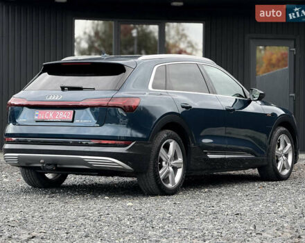 Зеленый Ауди E-Tron, объемом двигателя 0 л и пробегом 169 тыс. км за 25900 $, фото 15 на Automoto.ua