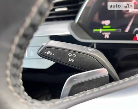 Зеленый Ауди E-Tron, объемом двигателя 0 л и пробегом 39 тыс. км за 58000 $, фото 30 на Automoto.ua