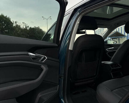 Зелений Ауді E-Tron, об'ємом двигуна 0 л та пробігом 139 тис. км за 21950 $, фото 28 на Automoto.ua