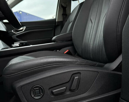 Зеленый Ауди E-Tron, объемом двигателя 0 л и пробегом 140 тыс. км за 21950 $, фото 18 на Automoto.ua