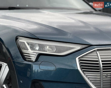 Зелений Ауді E-Tron, об'ємом двигуна 0 л та пробігом 169 тис. км за 24999 $, фото 7 на Automoto.ua