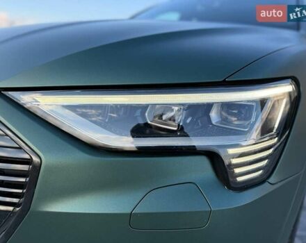 Зелений Ауді E-Tron, об'ємом двигуна 0 л та пробігом 165 тис. км за 29999 $, фото 11 на Automoto.ua
