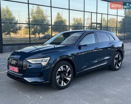 Зелений Ауді E-Tron, об'ємом двигуна 0 л та пробігом 138 тис. км за 26900 $, фото 3 на Automoto.ua