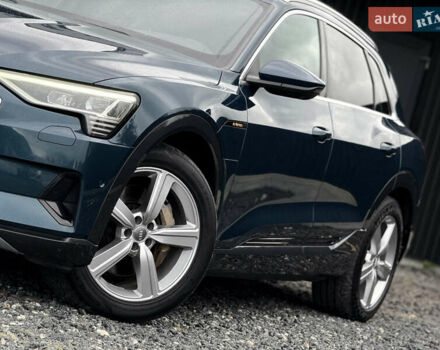 Зелений Ауді E-Tron, об'ємом двигуна 0 л та пробігом 169 тис. км за 24999 $, фото 12 на Automoto.ua