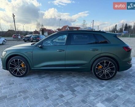 Зелений Ауді E-Tron, об'ємом двигуна 0 л та пробігом 165 тис. км за 29999 $, фото 5 на Automoto.ua