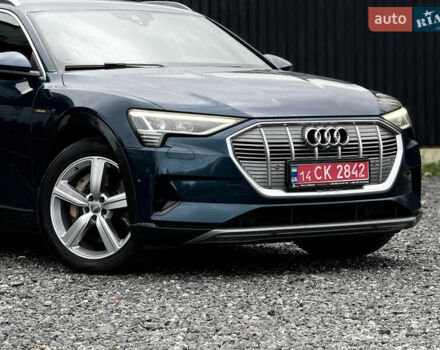 Зелений Ауді E-Tron, об'ємом двигуна 0 л та пробігом 169 тис. км за 24999 $, фото 2 на Automoto.ua