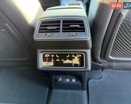 Зелений Ауді E-Tron, об'ємом двигуна 0 л та пробігом 165 тис. км за 29999 $, фото 23 на Automoto.ua