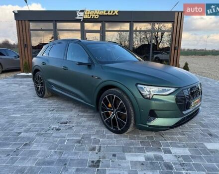 Зелений Ауді E-Tron, об'ємом двигуна 0 л та пробігом 165 тис. км за 29999 $, фото 2 на Automoto.ua