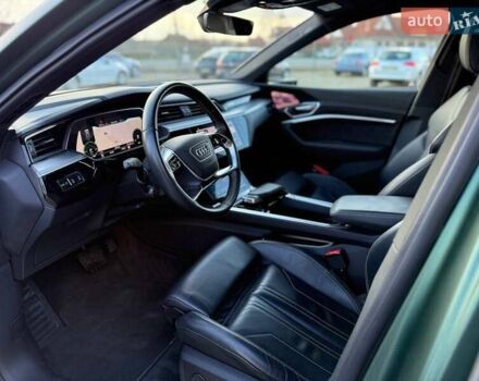 Зелений Ауді E-Tron, об'ємом двигуна 0 л та пробігом 165 тис. км за 29999 $, фото 16 на Automoto.ua