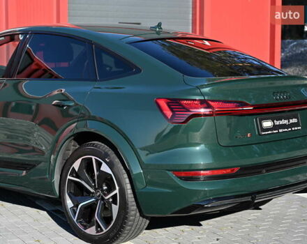 Зелений Ауді E-Tron, об'ємом двигуна 0 л та пробігом 39 тис. км за 52127 $, фото 9 на Automoto.ua