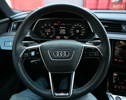 Зелений Ауді E-Tron, об'ємом двигуна 0 л та пробігом 39 тис. км за 52127 $, фото 18 на Automoto.ua