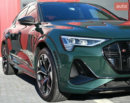 Зелений Ауді E-Tron, об'ємом двигуна 0 л та пробігом 39 тис. км за 52127 $, фото 8 на Automoto.ua