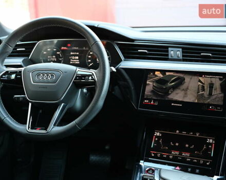 Зелений Ауді E-Tron, об'ємом двигуна 0 л та пробігом 39 тис. км за 52127 $, фото 15 на Automoto.ua