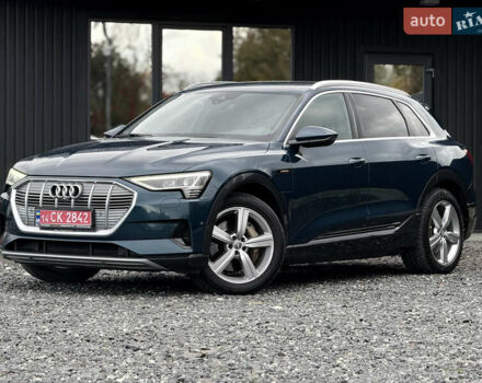 Зеленый Ауди E-Tron, объемом двигателя 0 л и пробегом 169 тыс. км за 25900 $, фото 1 на Automoto.ua