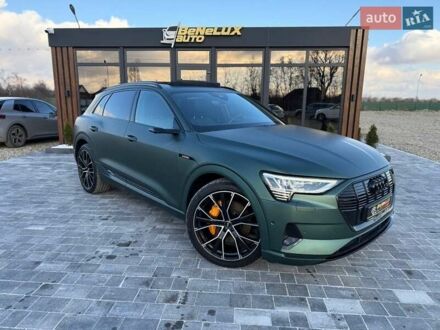 Зелений Ауді E-Tron, об'ємом двигуна 0 л та пробігом 165 тис. км за 28999 $, фото 1 на Automoto.ua