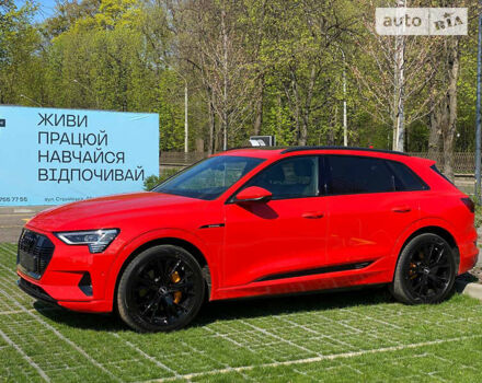 Оранжевый Ауди E-Tron, объемом двигателя 0 л и пробегом 32 тыс. км за 57000 $, фото 47 на Automoto.ua