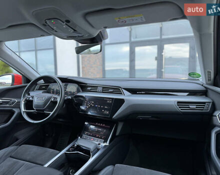 Оранжевый Ауди E-Tron, объемом двигателя 0 л и пробегом 68 тыс. км за 34800 $, фото 62 на Automoto.ua