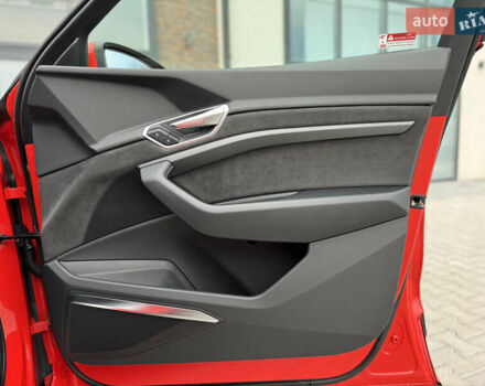 Оранжевый Ауди E-Tron, объемом двигателя 0 л и пробегом 68 тыс. км за 34800 $, фото 71 на Automoto.ua