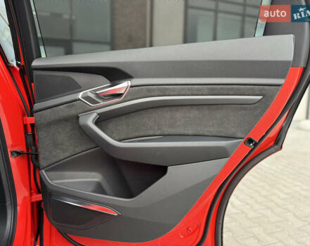 Оранжевый Ауди E-Tron, объемом двигателя 0 л и пробегом 68 тыс. км за 34800 $, фото 75 на Automoto.ua