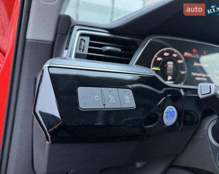 Оранжевый Ауди E-Tron, объемом двигателя 0 л и пробегом 68 тыс. км за 34800 $, фото 82 на Automoto.ua