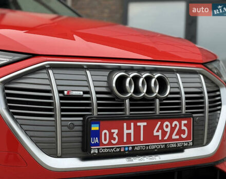 Оранжевый Ауди E-Tron, объемом двигателя 0 л и пробегом 68 тыс. км за 34800 $, фото 11 на Automoto.ua