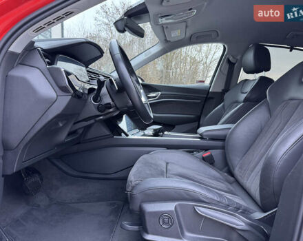 Оранжевый Ауди E-Tron, объемом двигателя 0 л и пробегом 68 тыс. км за 34800 $, фото 69 на Automoto.ua