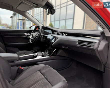 Оранжевый Ауди E-Tron, объемом двигателя 0 л и пробегом 68 тыс. км за 34800 $, фото 73 на Automoto.ua