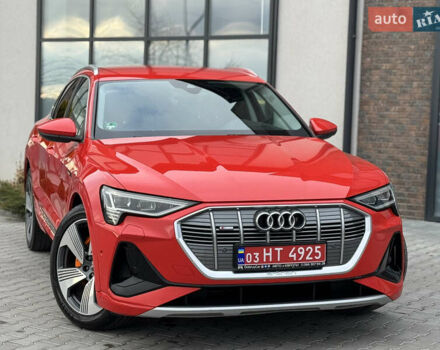 Оранжевый Ауди E-Tron, объемом двигателя 0 л и пробегом 68 тыс. км за 34800 $, фото 7 на Automoto.ua