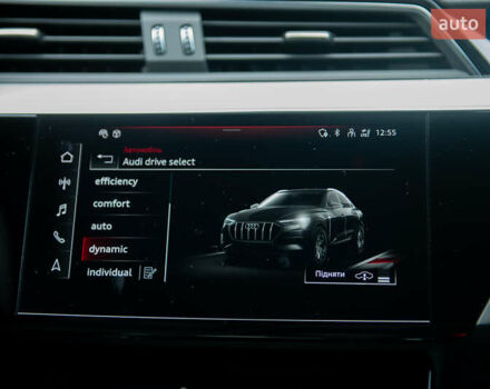 Оранжевый Ауди E-Tron, объемом двигателя 0 л и пробегом 76 тыс. км за 45500 $, фото 38 на Automoto.ua