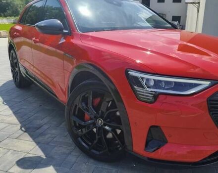 Помаранчевий Ауді E-Tron, об'ємом двигуна 0 л та пробігом 98 тис. км за 27700 $, фото 1 на Automoto.ua